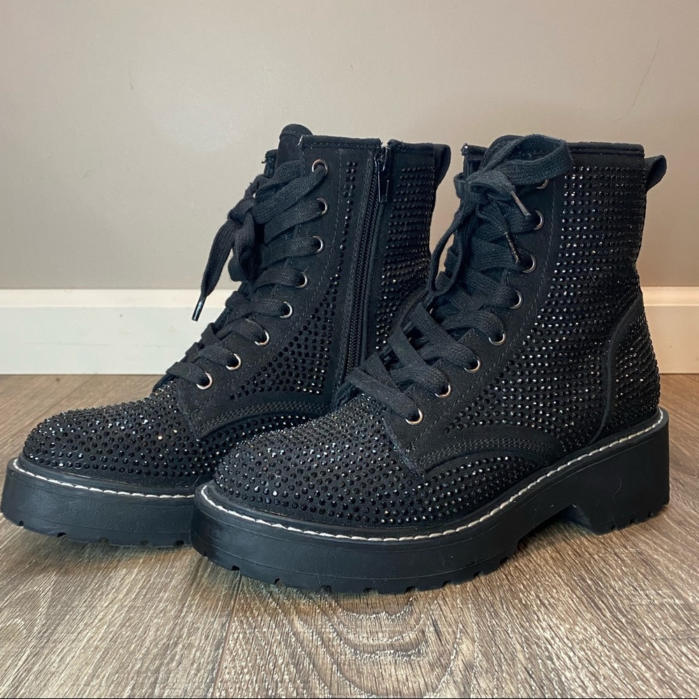 MADDEN GIRL rhinestone boots. Size 7. LIKE NEW